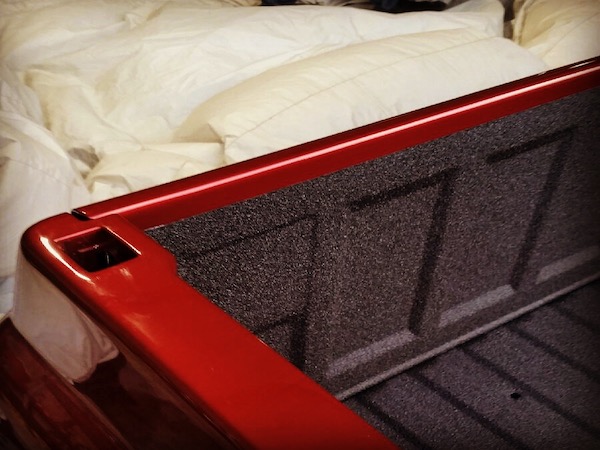 Uforenelig ledelse Måned Bedliner Booth Red Truck bed lined - Mobile Environmental Solutions